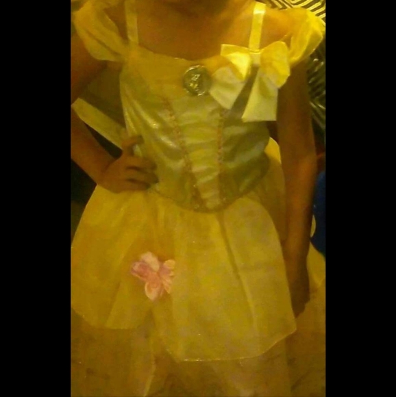 Belle Costume size 4 - Picture 6 of 6